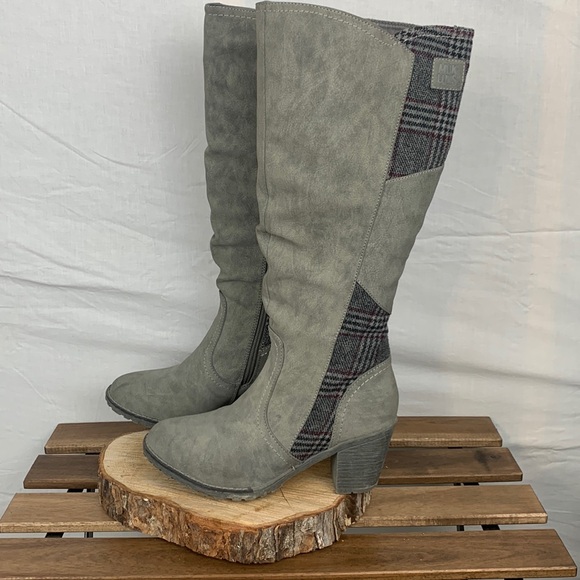 Muk Luks Shoes - Muk Luks knee-high boots size 9